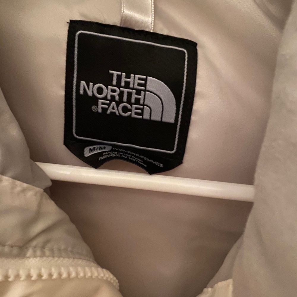 White north face vest